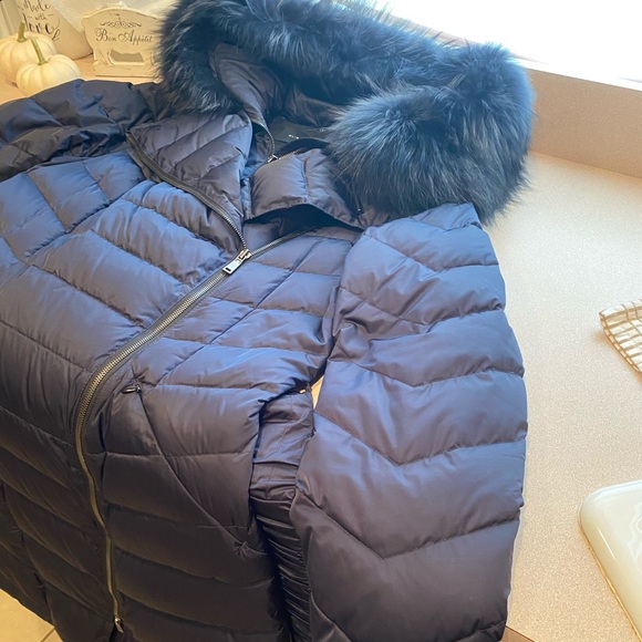 Long coat - Picture 8 of 15